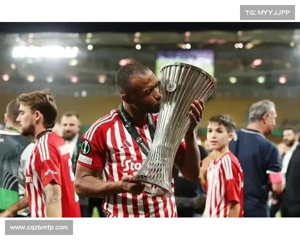 奥林匹亚科斯荣膺欧协联冠军 解读球队辉煌胜利与战术亮点